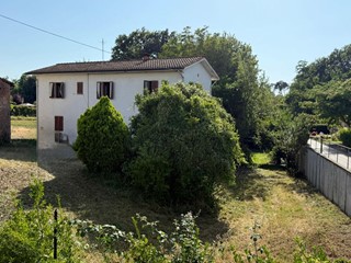 Casa Indipendente in Vendita a Castelfranco di Sotto, zona Galleno, 270'000€, 170 m², con Box