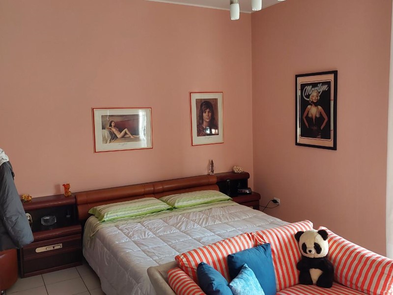 Trilocale in Vendita a Empoli, 200'000€, 65 m², arredato, con Box