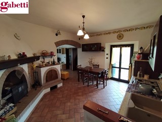 Quadrilocale in Vendita a Monteroni d'Arbia, 107'000€, 71 m²