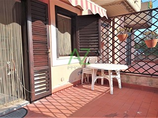 Monolocale in Vendita a Acireale, zona Capo Mulini, 73'000€, 35 m², arredato