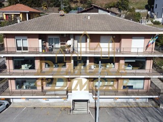 Immobile commerciale in Vendita a Verbania, 1'500'000€, 1040 m², con Box