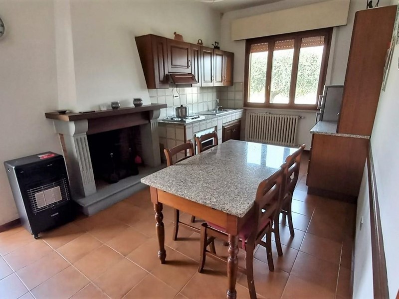 Casa Indipendente in Vendita a Porcari, 460'000€, 130 m², con Box