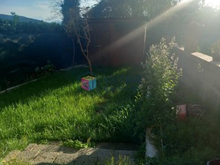 Quadrilocale in Vendita a Rosignano Marittimo, zona Nibbiaia, 159'000€, 85 m², con Box