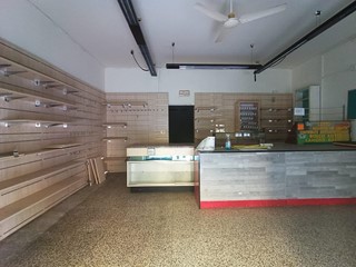 Immobile commerciale in Vendita a Lucca, 160'000€, 60 m²