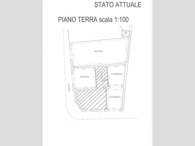Magazzino in Vendita a San Miniato, zona Ponte a Egola, 60'000€, 100 m²