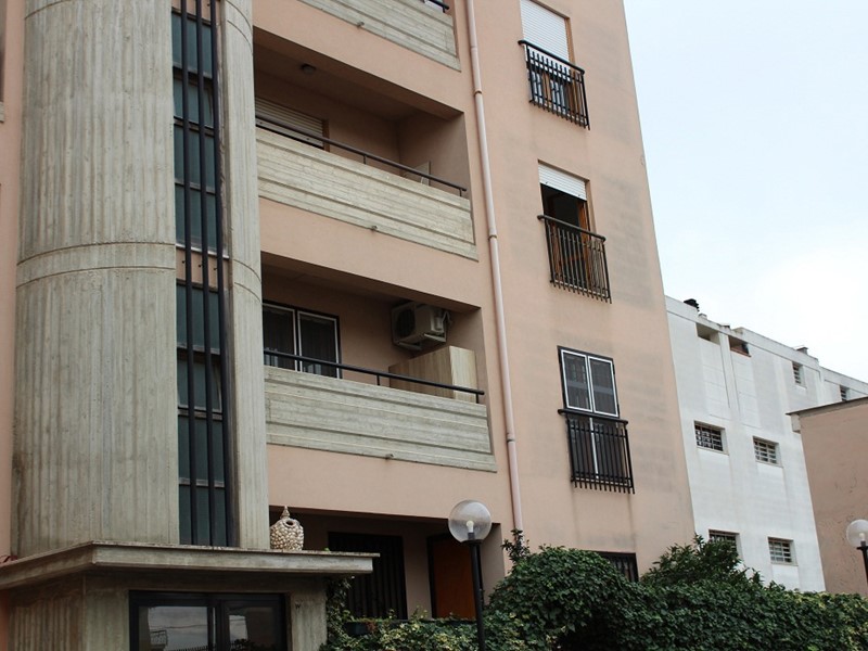 Quadrilocale in Vendita a Canosa di Puglia, 95'000€, 107 m²