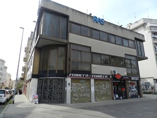 Immobile commerciale in Vendita a Roma, 190'000€, 160 m²