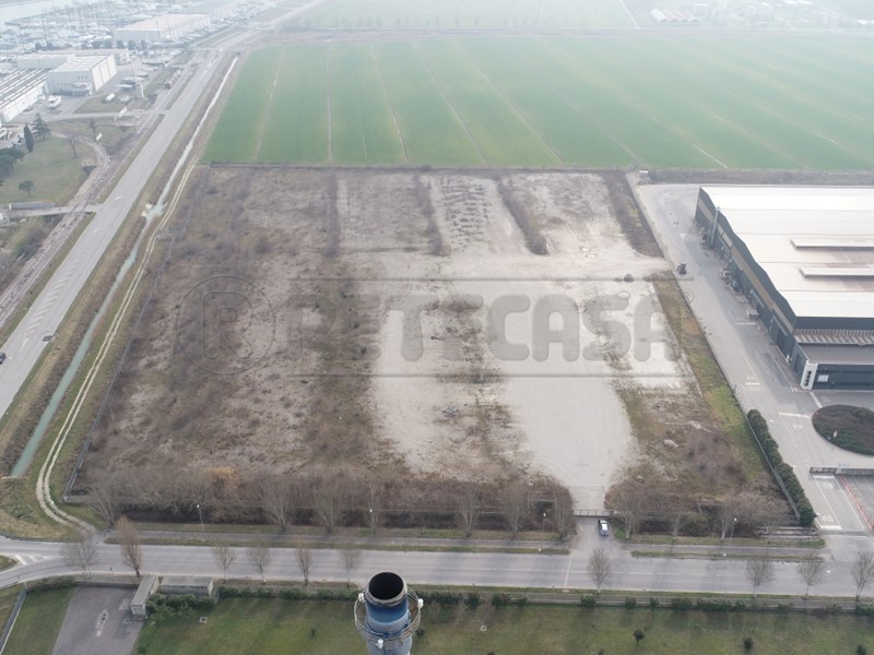 Terreno edificabile in Vendita a San Giorgio di Nogaro, 3'850'000€, 48696 m²