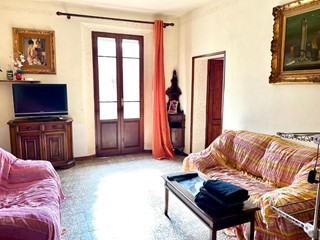 Appartamento in Vendita a Asciano, zona Torre a Castello, 130'000€, 100 m²