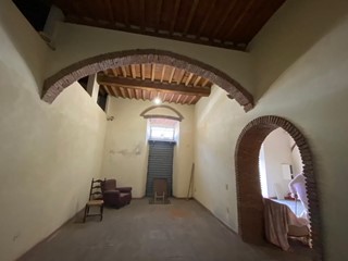 Immobile commerciale in Affitto a Livorno, 1'500€, 100 m²