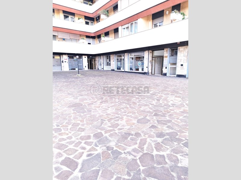 Immobile commerciale in Vendita a Pescara, 118'000€, 77 m²