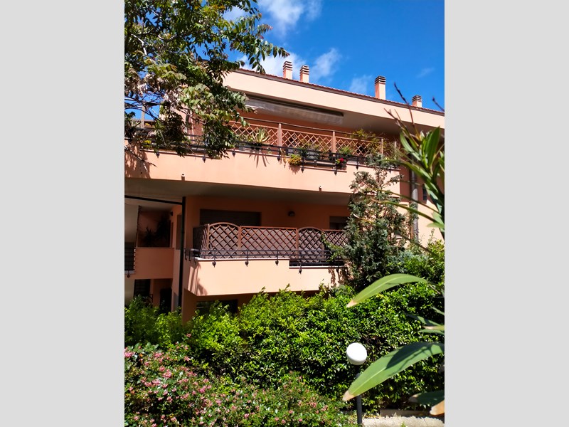 Appartamento in Vendita a Falconara Marittima, zona Via Italia, 170'000€, 85 m², arredato