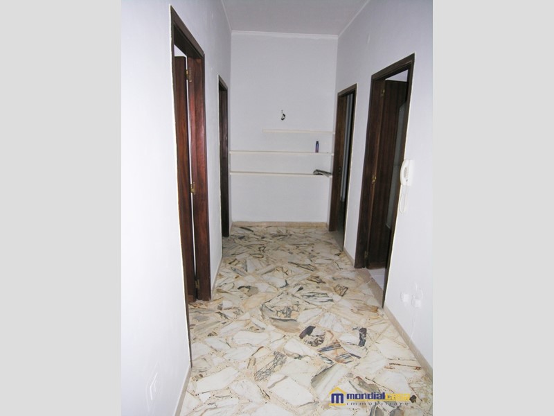 Negozio in Affitto a Pachino, 500&euro;, 80 m²