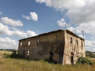 Casale in Vendita a Cerreto Guidi, 250'000€, 400 m²