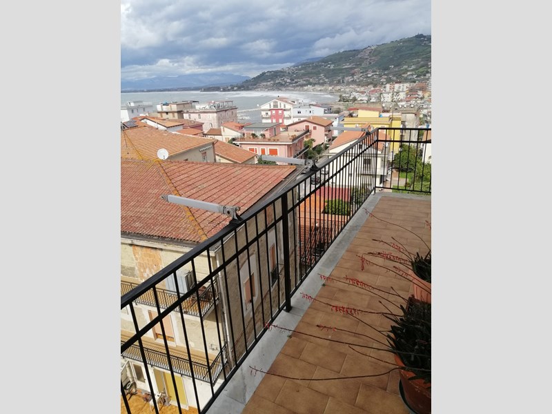Quadrilocale in Vendita a Agropoli, zona Via Piave 43, 195'000€, 111 m²
