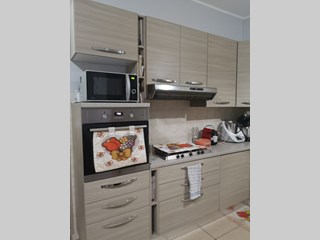 Trilocale in Vendita a Vigevano, 125'000€, 93 m², con Box