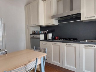 Appartamento in Vendita a Massa, 160'000&euro;, 99 m², arredato