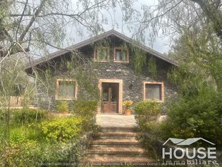 Villa in Vendita a Belpasso, 295'000€, 150 m²