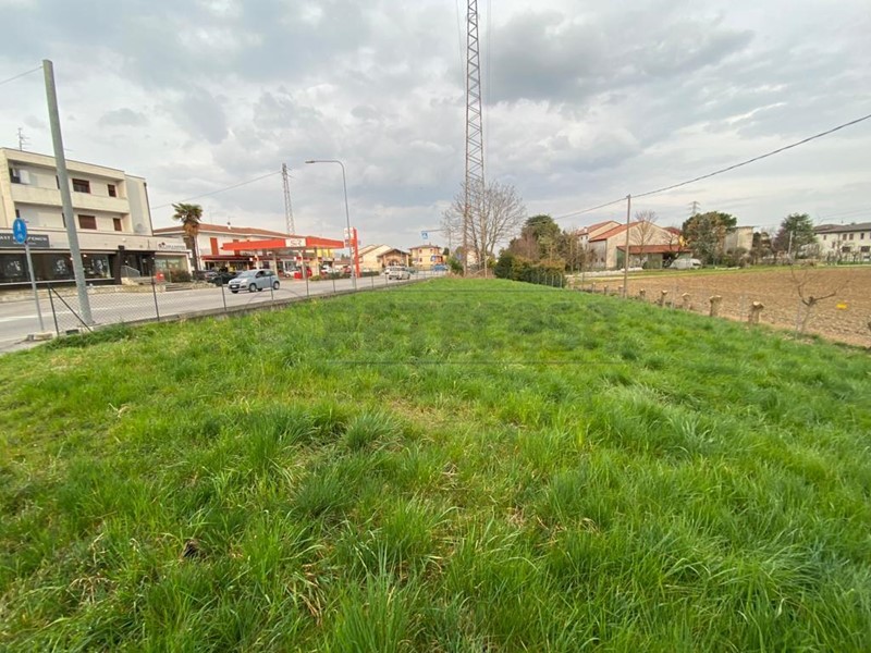 Terreno edificabile in Vendita a Quinto Vicentino, 25'000&euro;, 622 m²