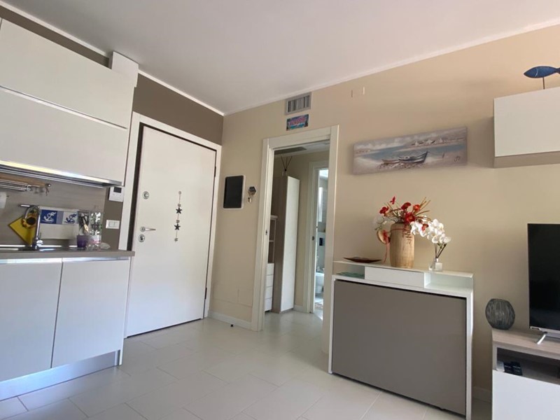 Bilocale in Affitto a Alassio, 1'500€, 50 m², arredato