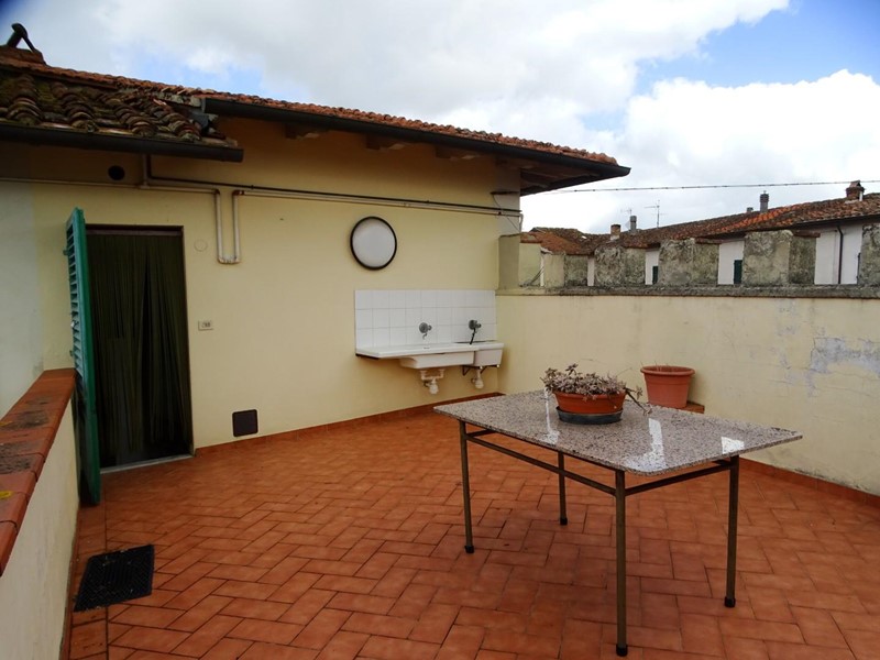Quadrilocale in Vendita a San Miniato, 215'000€, 116 m², con Box