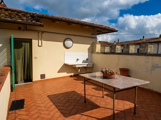 Quadrilocale in Vendita a San Miniato, 215'000&euro;, 116 m², con Box