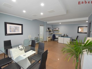 Bilocale in Vendita a Magenta, 185'000€, 90 m²