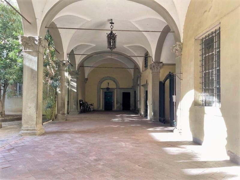 Ufficio in Vendita a Lucca, 599'000€, 220 m²