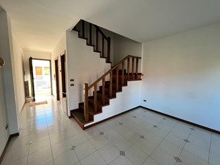 Appartamento in Vendita a Pontedera, 155'000€, 90 m²