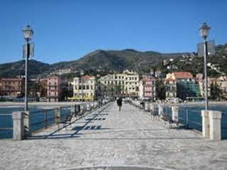 Capannone in Vendita a Alassio, 8'000€, 8 m²