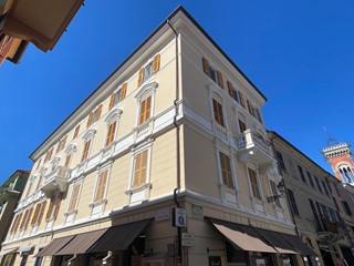 Quadrilocale in Vendita a Sestri Levante, zona centro, 162 m²