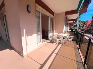 Trilocale in Affitto a San Bartolomeo al Mare, 75 m², arredato