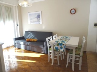 Bilocale in Affitto a San Bartolomeo al Mare, 60 m², arredato