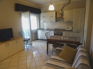 Bilocale in Affitto a San Bartolomeo al Mare, 65 m², arredato