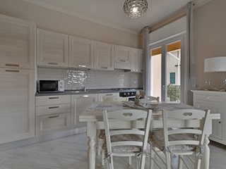 Trilocale in Affitto a Diano Marina, 2'200€, 80 m², arredato