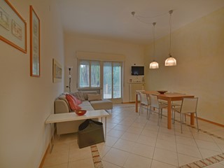 Quadrilocale in Vendita a San Bartolomeo al Mare, 310'000€, 85 m², arredato, con Box