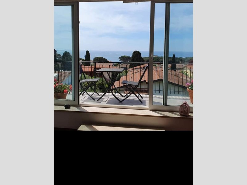 Quadrilocale in Affitto a Livorno, zona Castiglioncello, 3'000€, 80 m²