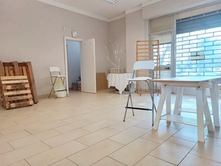 Immobile commerciale in Vendita a Brescia, zona Mompiano, 99'000€, 98 m²