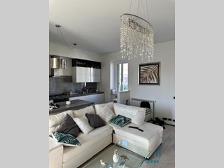 Bilocale in Vendita a Massa, 260'000&euro;, 60 m², arredato