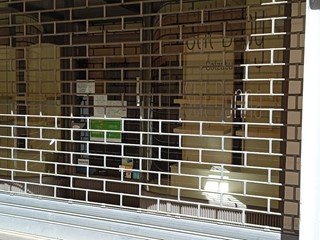 Negozio in Affitto a Carpi, 1'000€, 110 m²