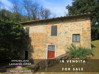 Casale in Vendita a Lamporecchio, 210'000€, 80 m²