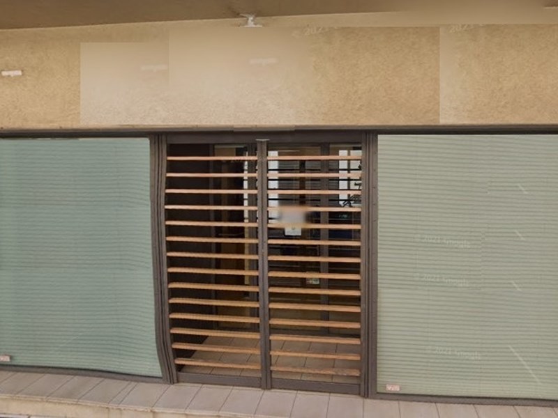 Immobile commerciale in Affitto a Vittoria, zona Via R. Settimo n. 70 , 330 m²