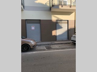 Immobile commerciale in Affitto a Frattamaggiore, 450€, 30 m²