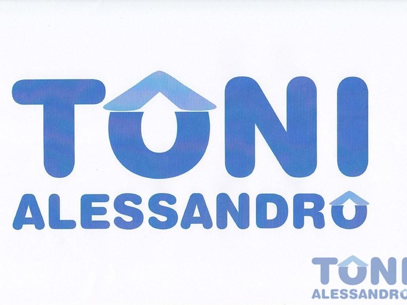 Casale in Vendita a Vinci, zona Sovigliana, 370'000€, 400 m², con Box