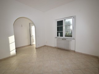 Casa Indipendente in Vendita a San Giuliano Terme, zona Pontasserchio, 320'000€, 120 m², con Box