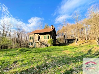 Casa Indipendente in Vendita a Urbe, 65'000€, 113 m²