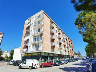 Trilocale in Vendita a Bari, zona San Pasquale, 210'000€, 103 m²