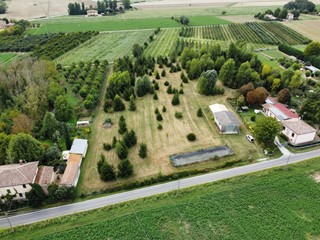 Magazzino in Vendita a Minerbio, 95'000€, 80 m²