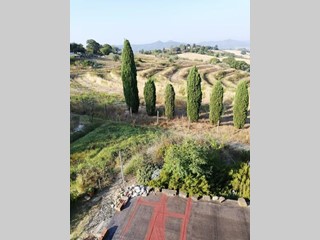 Villa in Vendita a Pomarance, 295'000€, 225 m², arredato, con Box