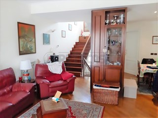 Villa in Vendita a Siracusa, 299'000&euro;, 200 m², con Box